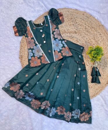 Mini kids royals Green Lehenga with top